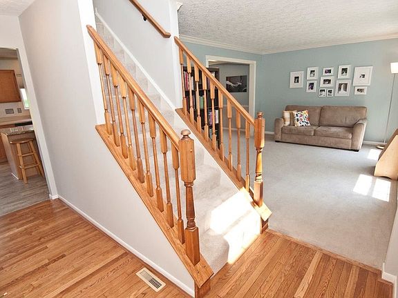 2nd image of 7331 Glenn Farms Dr