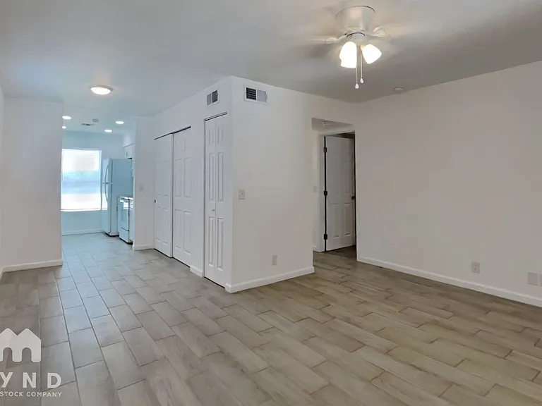 6657 W Ocotillo Rd #202 — Photo 6