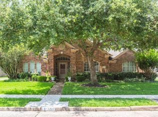 1307 Danielle Ln, Pearland, TX 77581