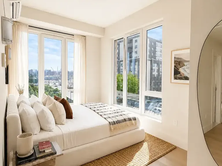 91 Bruckner Blvd #409 — Photo 4