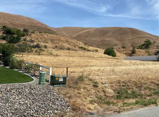 147 Diede Hills Ln, Wenatchee, WA 98801