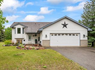 524 Dogwood St SW, Isanti, MN 55040