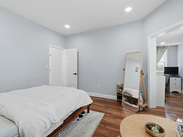 17 Troy St #2 — Photo 12