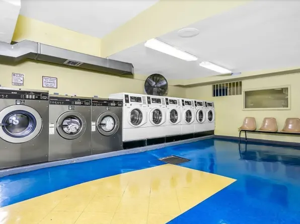 139-15 83rd Avenue image 10 of 12