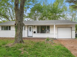 1240 Mullanphy Ln, Florissant, MO 63031