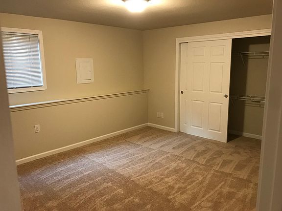 4th image of 11615 91st Ln NE APT 1