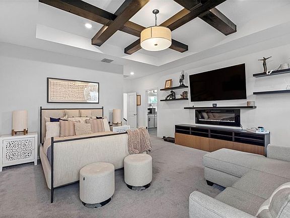 4th image of 325 Shore Crab Way