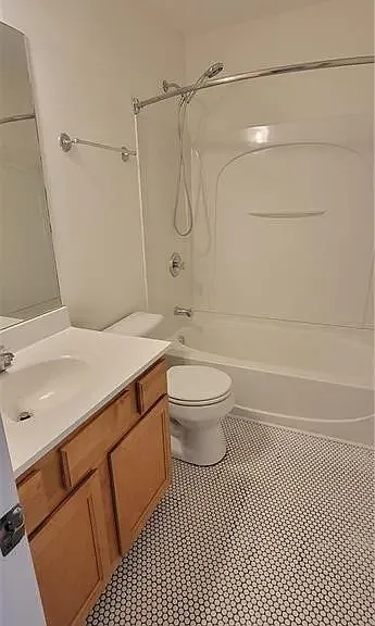 1701 Heights Cir NW — Photo 8