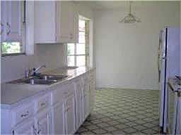3rd image of 11522 Plumbrook Dr