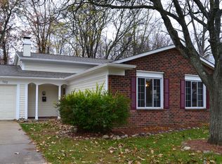 762 Barclay Dr, Troy, MI