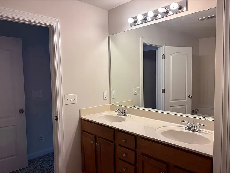 11114 Sandstone Rd — Photo 35