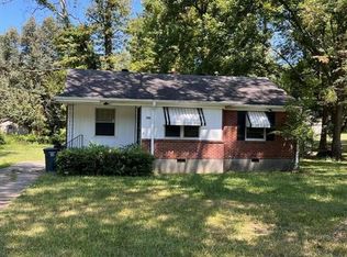 880 Rutgers Rd, Memphis, TN 38106