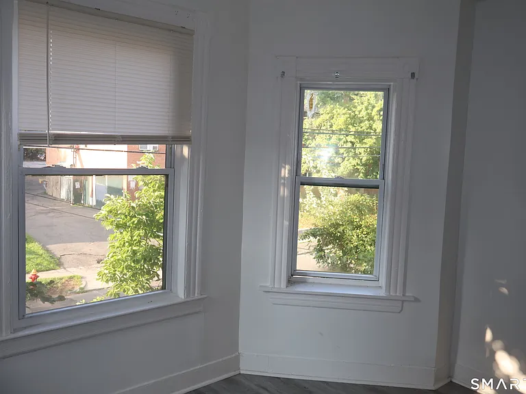 37-39 Elliott St #2R — Photo 5