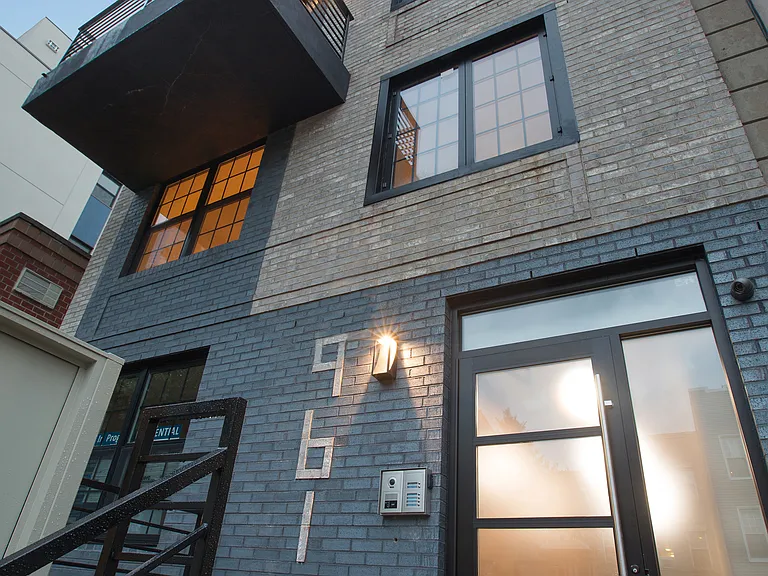 961 Madison St #1F — Photo 13
