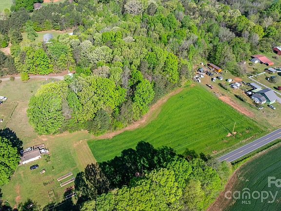 2nd image of 5853 Hickory Lincolnton Hwy