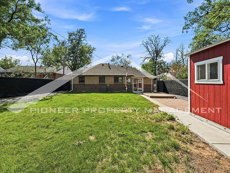 3270 Newport St — Photo 22