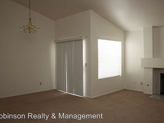 3rd image of 1316 Lucia Dr