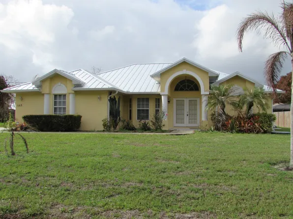 388 SW Paar Dr, Port Saint Lucie, FL 34953