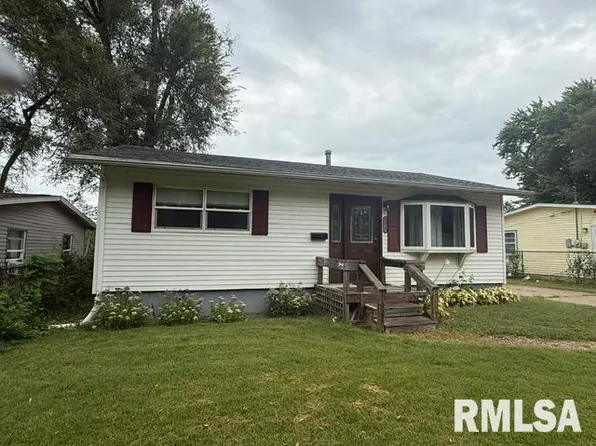 1423 Illinois St, Pekin, IL 61554