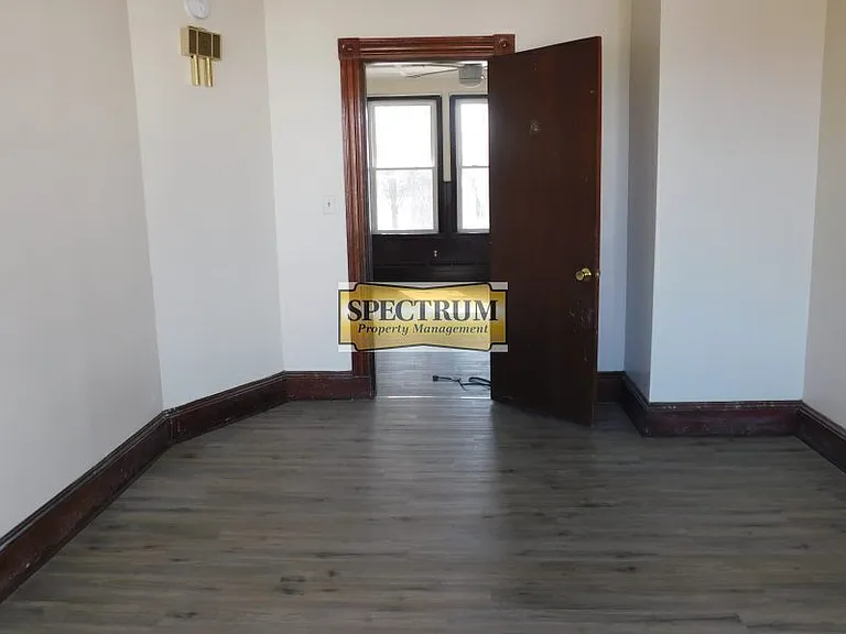 53 Water St #1A — Photo 5