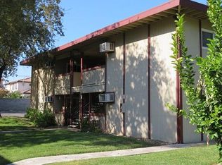 3305 Mensch Ct APT B, Carmichael, CA