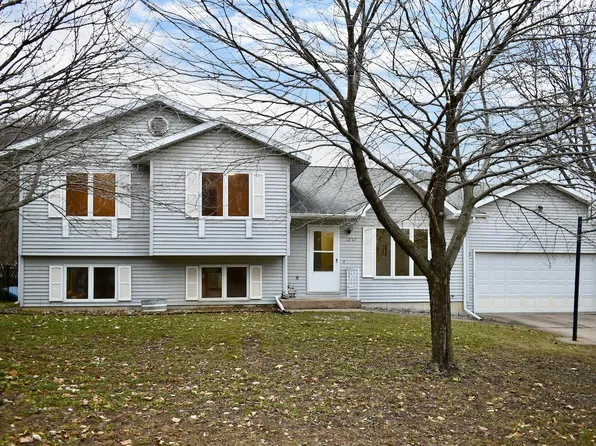 1225 48th Ave, Winona, MN 55987