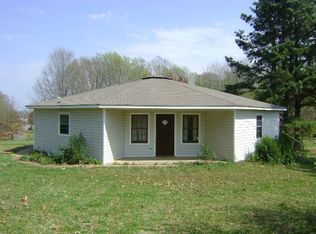 300 Whitworth Dr, Cherryville, NC 28021