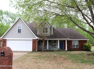 5676 Southbend Ln, Olive Branch, MS 38654