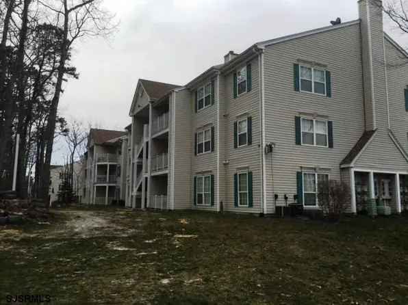 34 Navajo Ct #1604, Galloway, NJ 08205