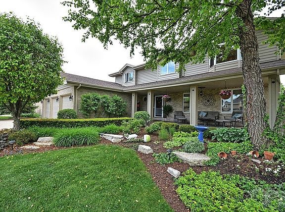 2nd image of 12109 Longmeadow Ln