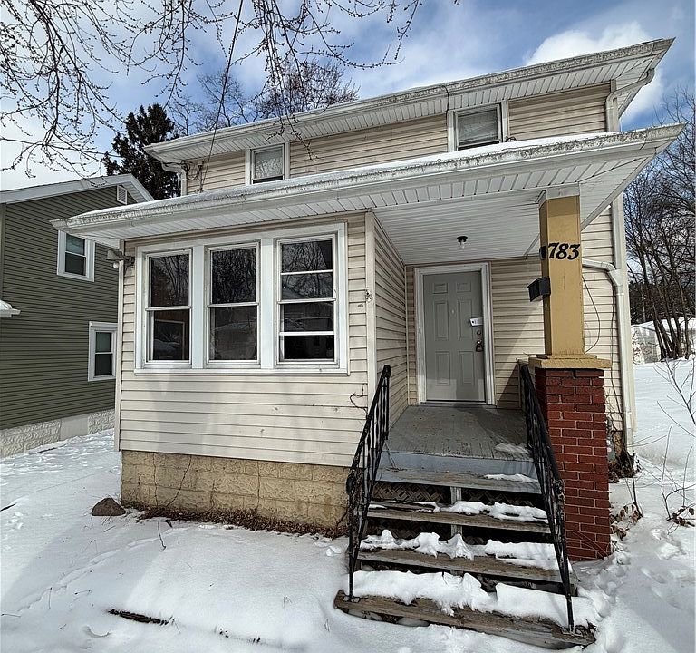 1st image of 783 Leonard St