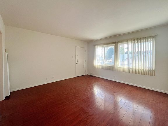 4th image of 325 N Garfield Ave #H