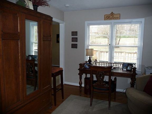 5th image of 3432 Alta Vista Dr