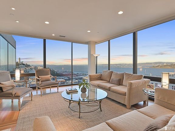3rd image of 611 Washington St #2503