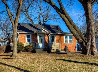 511 Leach Ave, Des Moines, IA 50315