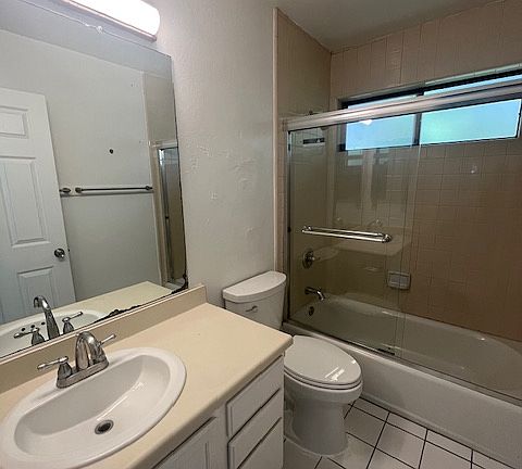 4th image of 6555 Segovia Rd #5
