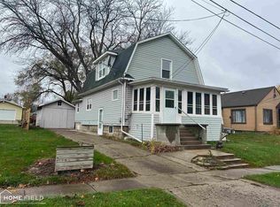 824 S Park St, Owosso, MI 48867