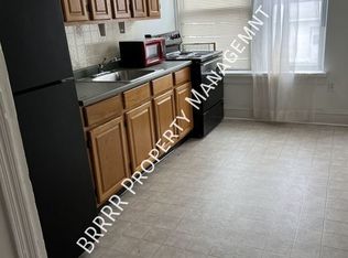 754 N 11th St #2F, Reading, PA 19604