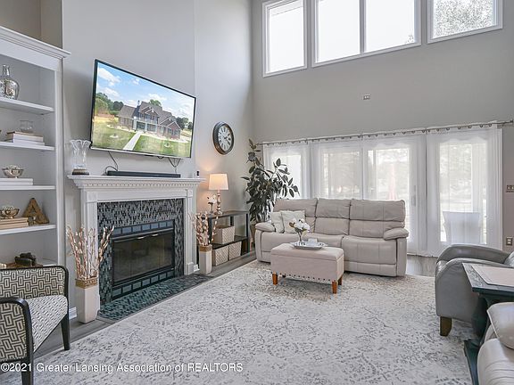4th image of 502 Drahner Dr