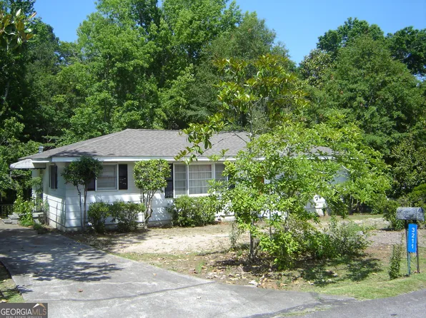 3211 30th Ave SW, Lanett, AL 36863