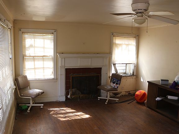 2nd image of 810 Rankin Ave