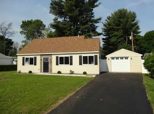 1061 Spry Ln, Schenectady, NY 12303