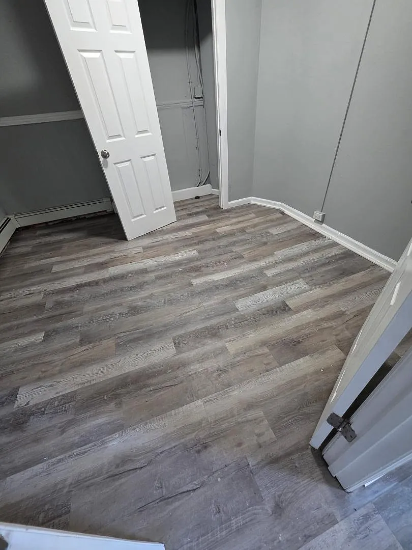 337 Fisher Ave - 337 Apt 1 first floor — Photo 2