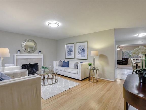 4th image of 5068 Kingston Way