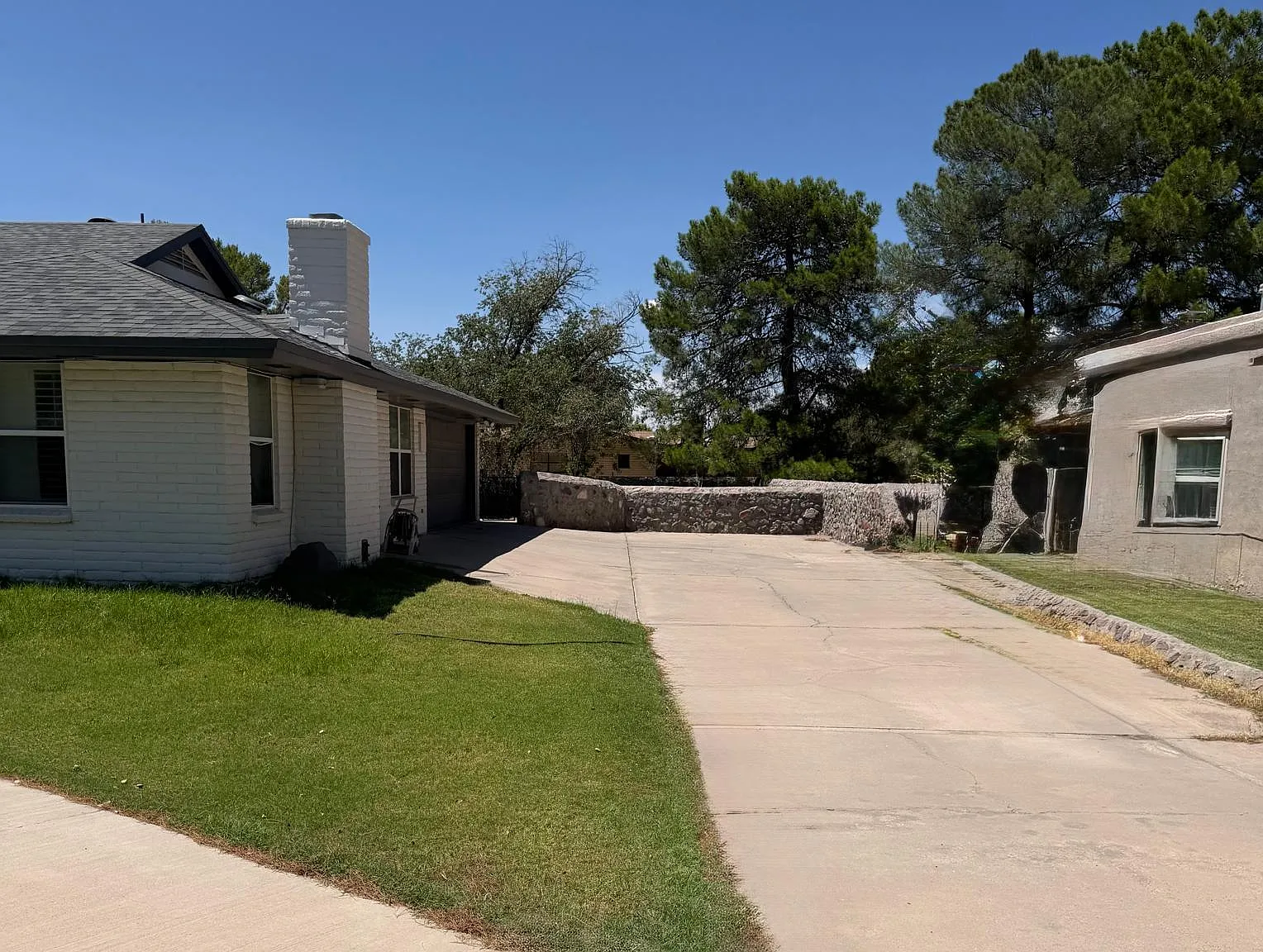 3 bed, 2.5 bath, 2336 sqft, $2,600 — Photo 4