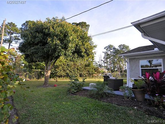 3rd image of 1733 SW Ardmore St