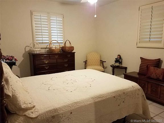 2nd image of 15625 SW 77th Ct