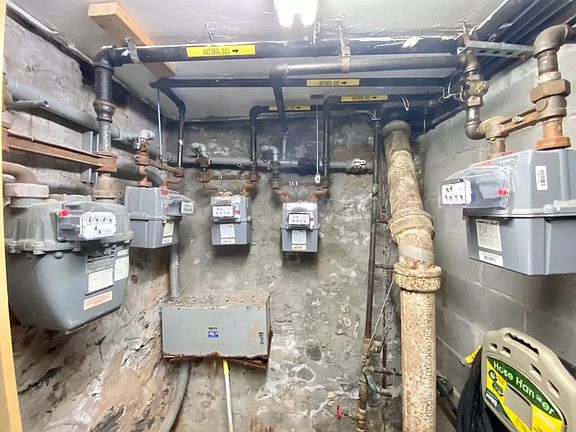 3rd image of 4306 8th Ave #4