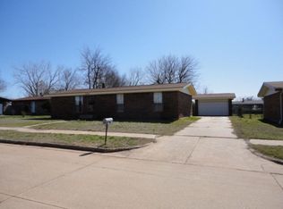2120 Lafayette Dr, Norman, OK 73071