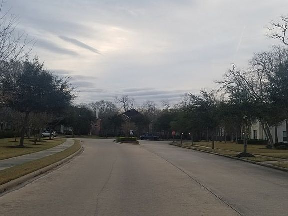 5th image of 10514 Shipmans Landing Dr